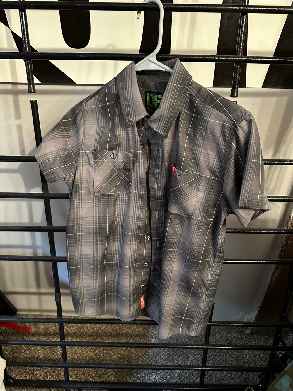 DIXXON Gray Plaid Short Sleeve Button-Down Shirt